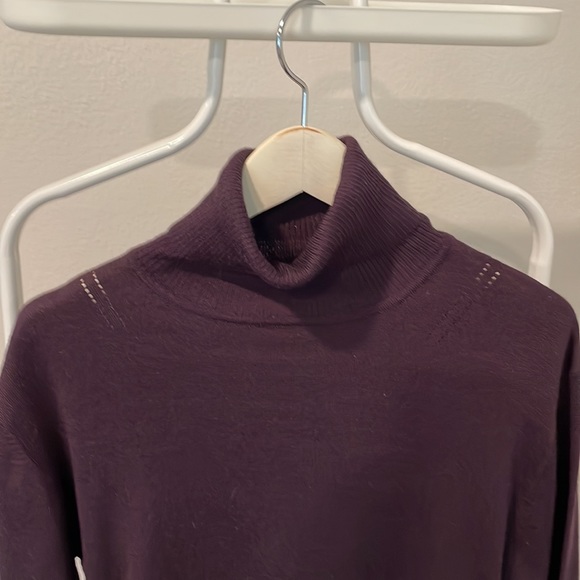 [Like New] Men's Turtleneck Sweater Sz M - Picture 2 of 6